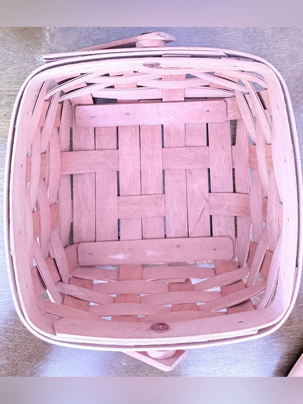 Vintage 1995 Longaberger Medium Berry Basket #11428 - Tan Weave with Lid
